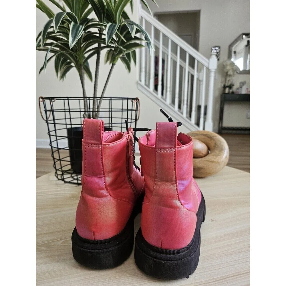 Art Class Boots Youth Size 4 Combat Lace Up Chunky Sole Shoes Girls Iridescen.